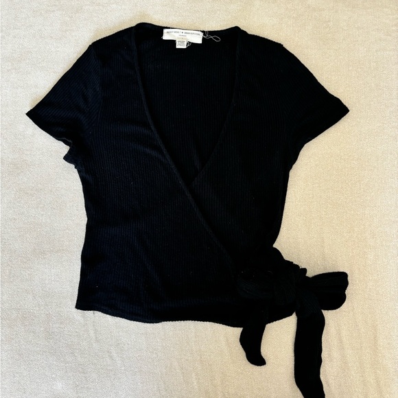 Project Social T Black Ribbed Top - Picture 2 of 3